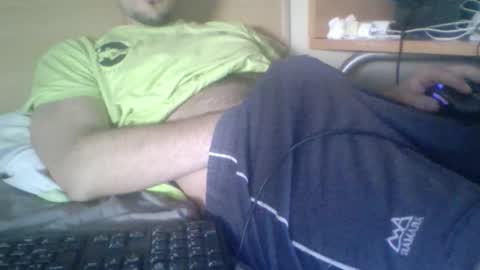 Snapshot of trabuk17 chatting on September 18, 2025, 11:45 am trabuk17 online show from September 18, 2025, 11:45 am