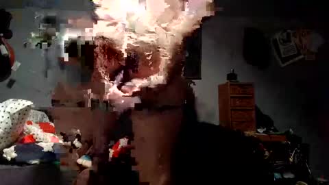 Snapshot of trackisback chatting on October 20, 2025, 1:06 am trackisback online show from October 20, 2025, 1:06 am