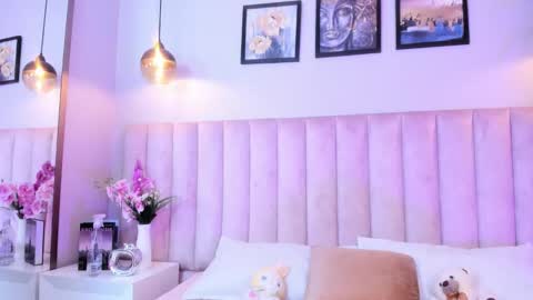 Tracy  online show from March 16, 2026, 8:35 pm