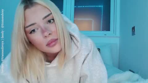 aubrey 3 online show from September 12, 2025, 7:36 pm