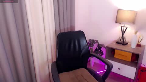 Selena the real cummer online show from December 8, 2024, 7:58 am