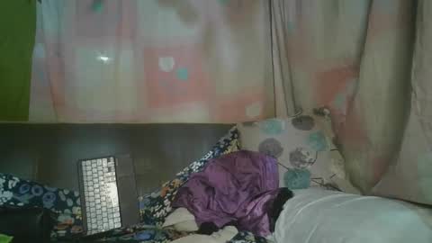 transhottie28 online show from February 16, 2025, 10:32 am