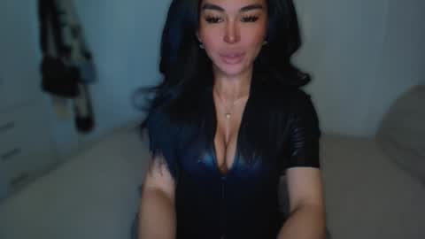 ALMIGHTY GODDESS VALENTINA online show from March 1, 2025, 4:37 am