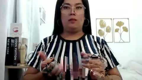 travelergirl online show from February 1, 2026, 3:27 am