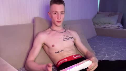 Travis online show from May 6, 2026, 9:36 am