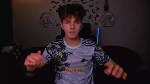 Travis online show from September 20, 2025, 8:48 am