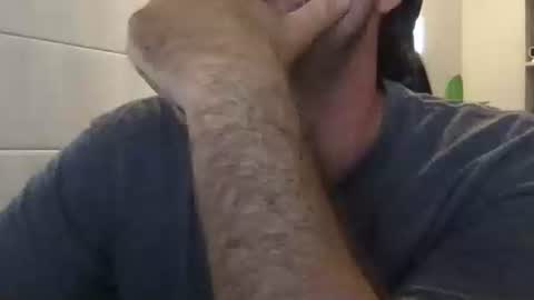 Snapshot of traviskenn chatting on May 11, 2026, 6:05 pm TravisKenn online show from May 11, 2026, 6:05 pm