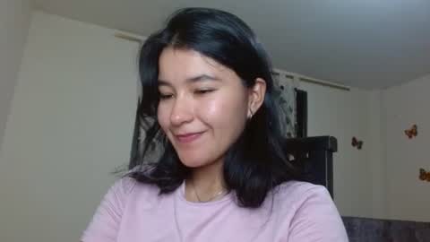 Snapshot of trebol_4 chatting on July 15, 2026, 10:48 pm trebol_4 online show from July 15, 2026, 10:48 pm
