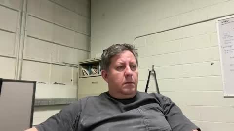 Snapshot of treborinthesky chatting on December 10, 2024, 10:26 pm treborinthesky online show from December 10, 2024, 10:26 pm