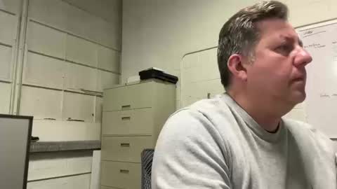 Snapshot of treborinthesky chatting on October 13, 2025, 5:02 pm treborinthesky online show from October 13, 2025, 5:02 pm