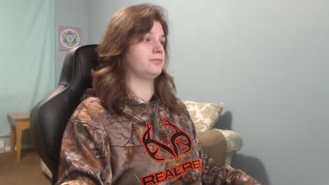 TreeJeanne online show from January 8, 2025, 7:13 pm