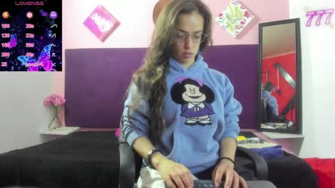 Snapshot of treisy_666 chatting on April 2, 2026, 12:03 pm Treisy online show from April 2, 2026, 12:03 pm