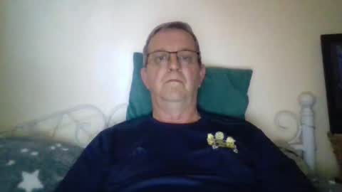 Snapshot of trev8331 chatting on September 27, 2025, 7:24 am Fe-fi-fo-fum online show from September 27, 2025, 7:24 am