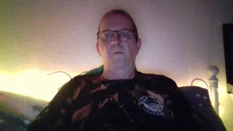 Snapshot of trev8331 chatting on November 1, 2025, 6:59 am Fe-fi-fo-fum online show from November 1, 2025, 6:59 am