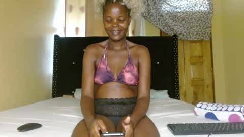 trey_queens online show from July 7, 2026, 11:47 am