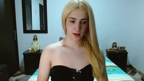 Snapshot of triana_damelio chatting on December 14, 2024, 8:18 pm triana_damelio online show from December 14, 2024, 8:18 pm