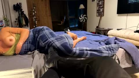 Snapshot of trigood chatting on October 15, 2025, 10:43 pm trigood online show from October 15, 2025, 10:43 pm