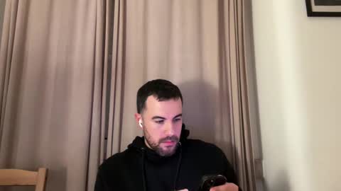 Snapshot of trimoce chatting on January 1, 2025, 5:33 am trimoce online show from January 1, 2025, 5:33 am