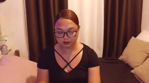 Snapshot of trishakera chatting on June 7, 2026, 1:26 pm trisha online show from June 7, 2026, 1:26 pm
