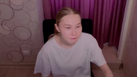 Snapshot of tristaaluarez chatting on February 13, 2026, 11:28 am Lana online show from February 13, 2026, 11:28 am