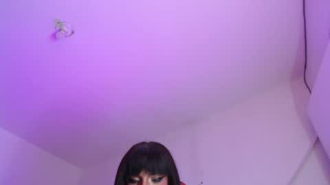 trix_ebony online show from May 17, 2026, 1:58 am