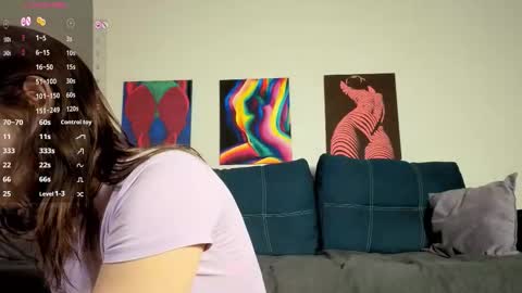 trixibell online show from March 18, 2026, 4:04 am