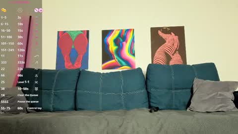 trixibell online show from April 3, 2026, 4:43 am