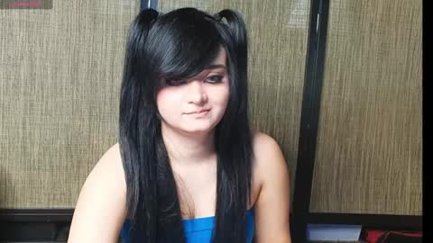 trixiedoescamcam online show from January 27, 2025, 5:26 pm