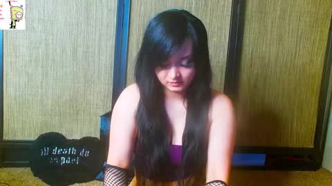 trixiedoescamcam online show from January 6, 2026, 11:40 pm