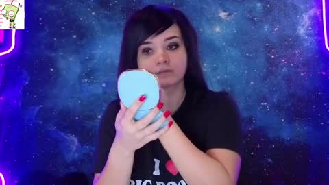 trixiedoescamcam online show from May 19, 2026, 4:13 pm