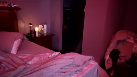 Snapshot of trojanswingers chatting on November 27, 2025, 9:44 am trojanswingers online show from November 27, 2025, 9:44 am