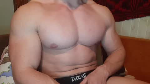 Snapshot of troncq chatting on January 13, 2025, 6:49 pm Troncq online show from January 13, 2025, 6:49 pm