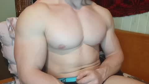 Snapshot of troncq chatting on February 25, 2025, 4:21 pm Troncq online show from February 25, 2025, 4:21 pm