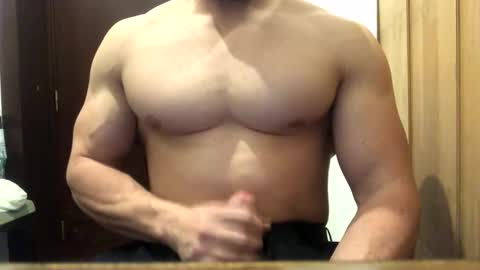 Troncq online show from March 12, 2026, 5:19 pm