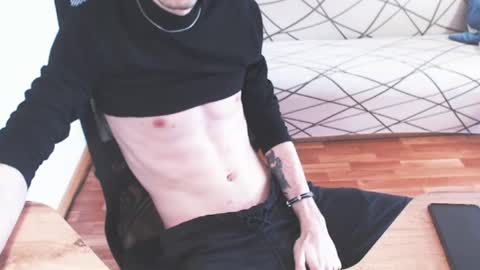 Snapshot of trone41 chatting on April 11, 2026, 10:08 am I POST MY FUCKING VIDEOS AND PICS online show from April 11, 2026, 10:08 am