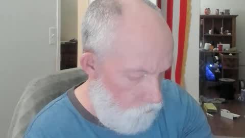 Snapshot of troy49 chatting on January 18, 2026, 12:14 am troy49 online show from January 18, 2026, 12:14 am