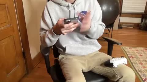 Snapshot of trystoph chatting on December 15, 2024, 9:35 am Treistoph online show from December 15, 2024, 9:35 am