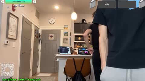 Snapshot of trystoph chatting on January 14, 2026, 12:33 pm Treistoph online show from January 14, 2026, 12:33 pm