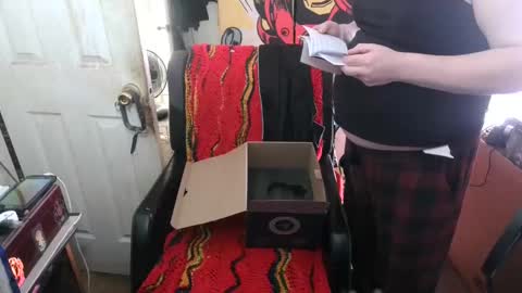 Anne online show from March 4, 2025, 9:51 am