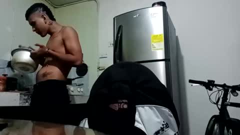 Snapshot of ts_herrera chatting on February 10, 2025, 3:35 am ts_herrera online show from February 10, 2025, 3:35 am