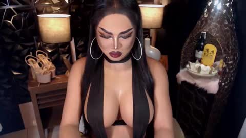 Snapshot of tsdarkdevon chatting on February 10, 2025, 7:47 am tsdarkdevon online show from February 10, 2025, 7:47 am