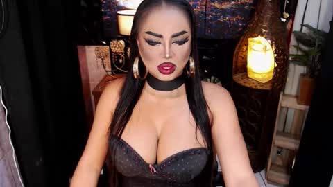 Snapshot of tsdarkdevon chatting on December 15, 2025, 4:17 am tsdarkdevon online show from December 15, 2025, 4:17 am