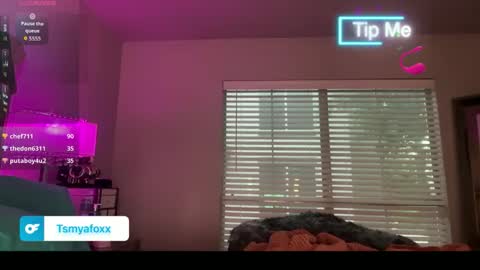 Snapshot of tsfoxx chatting on May 9, 2026, 12:27 am tsfoxx online show from May 9, 2026, 12:27 am