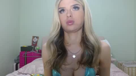 Snapshot of tsindicablue chatting on December 10, 2024, 3:30 am tsindicablue online show from December 10, 2024, 3:30 am