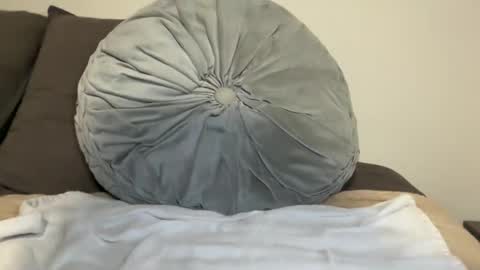 tsj777 online show from October 4, 2025, 3:26 am