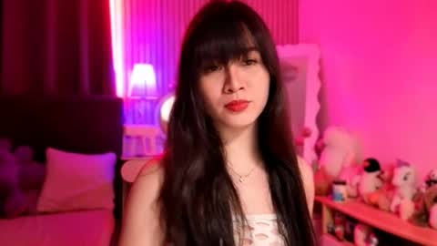 Bella Ratbu online show from September 25, 2025, 12:53 pm