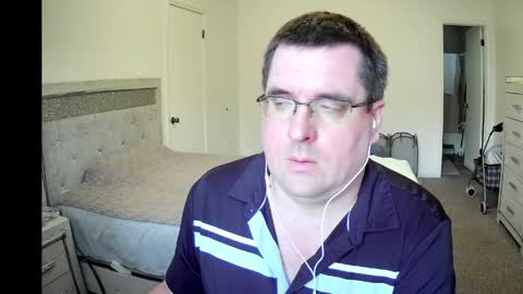 tstwbtsb online show from April 24, 2026, 8:11 pm