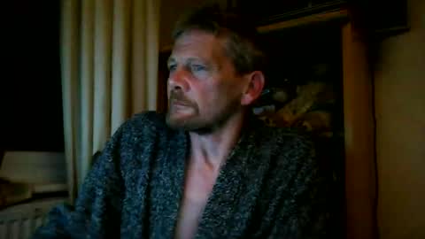 Snapshot of ttb2769 chatting on December 20, 2024, 6:50 am ttb2769 online show from December 20, 2024, 6:50 am