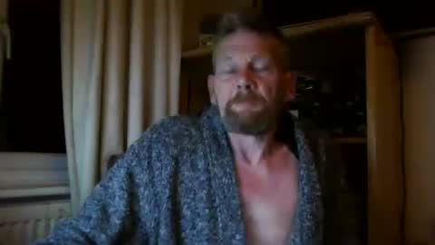 Snapshot of ttb2769 chatting on February 3, 2025, 6:02 am ttb2769 online show from February 3, 2025, 6:02 am