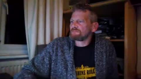 Snapshot of ttb2769 chatting on February 5, 2025, 6:35 am ttb2769 online show from February 5, 2025, 6:35 am